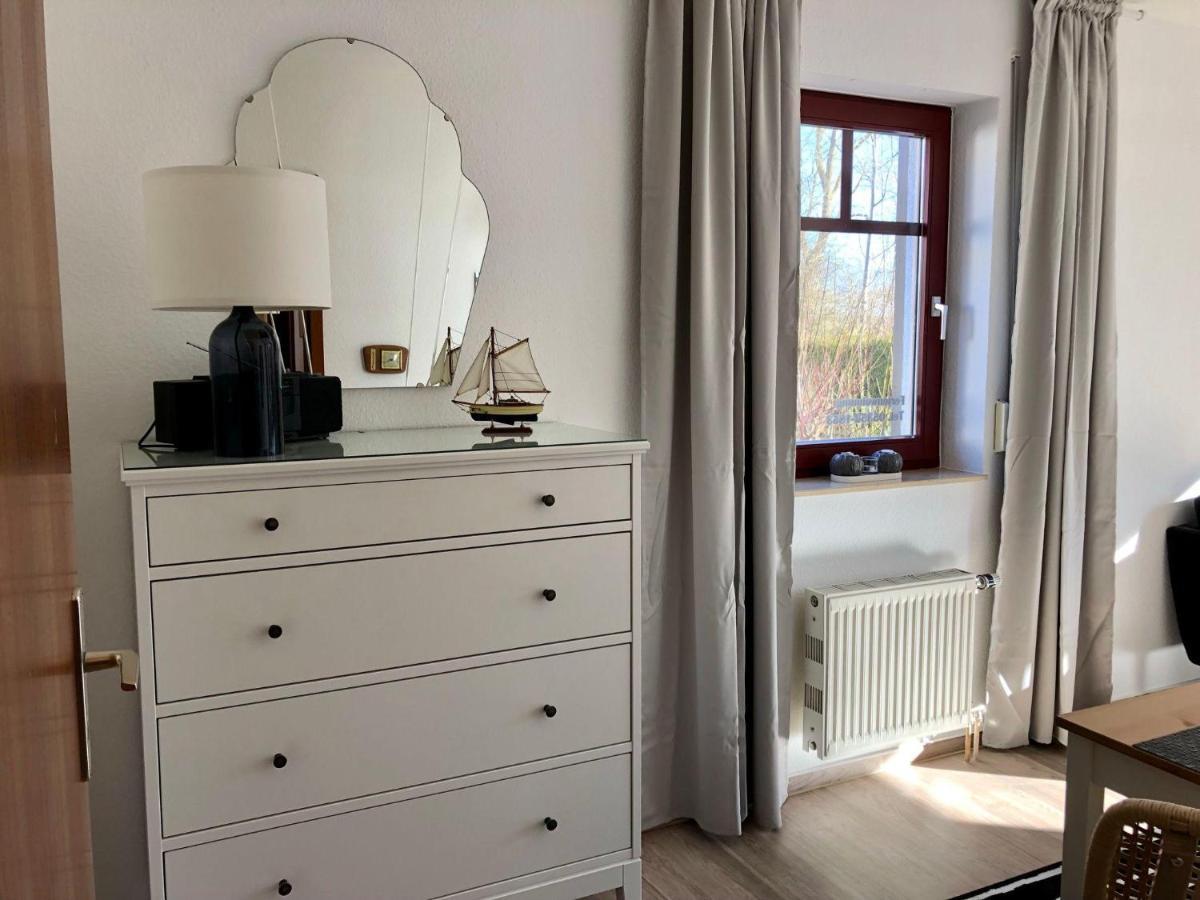 Ferienwohnung-Klaus-Stoertebeker-Mit-Sonnenterrasse-Garten-Zwischen-Strand-Wald-Und-Wiese Gustow  Exteriér fotografie